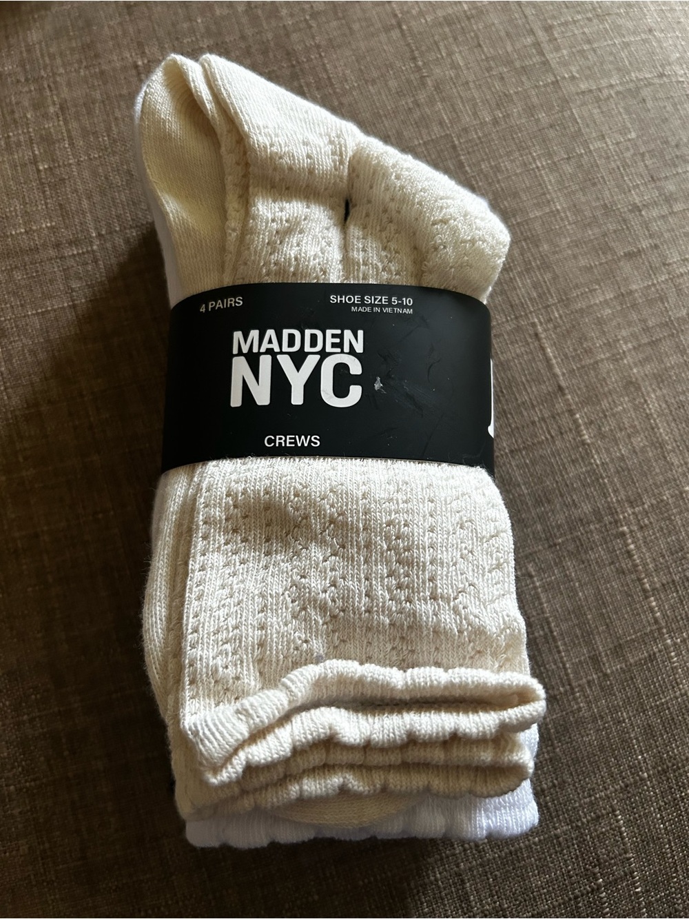 Steve Madden Cream Crew Socks - 4 Pack